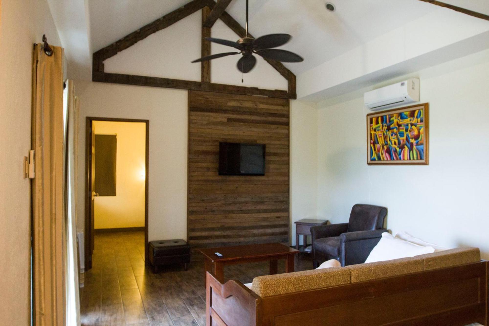 El Puerto Marina Beach Resort & Vacation Club Lingayen المظهر الخارجي الصورة